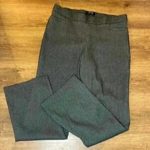 Apt 9 Women’s 12P Modern Fit Slip On Black & White Dress Pant